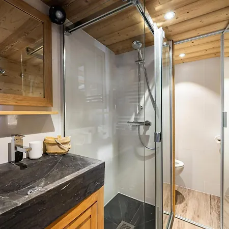 - Pieces 464 Apartment Courchevel